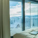 Summit Of Saxony Apartment