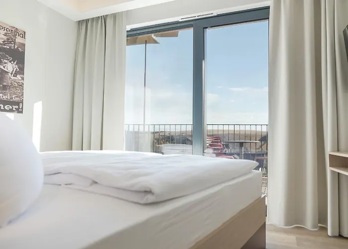 Summit Of Saxony Apartment *